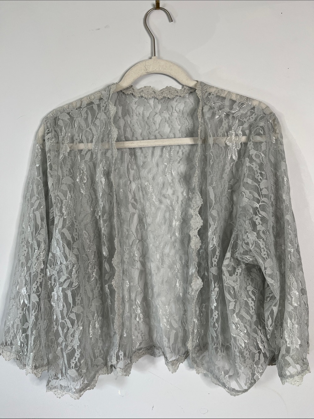 Floral Lace Bohemian Scallop trim Delicate Light Gray Open Cardigan Women's M